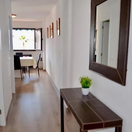 Beautiful Apartment With 3 Bedrooms And 1 Bathroom Very Close To The Ocean