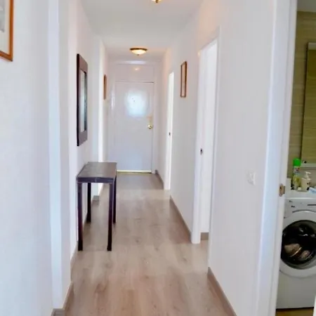 Beautiful Apartment With 3 Bedrooms And 1 Bathroom Very Close To The Ocean