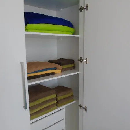 Beautiful Apartment With 3 Bedrooms And 1 Bathroom Very Close To The Ocean Διαμέρισμα
