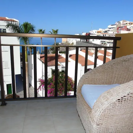 Beautiful Apartment With 3 Bedrooms And 1 Bathroom Very Close To The Ocean Puerto de Santiago (Tenerife)